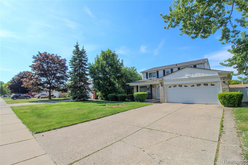main property photo 59