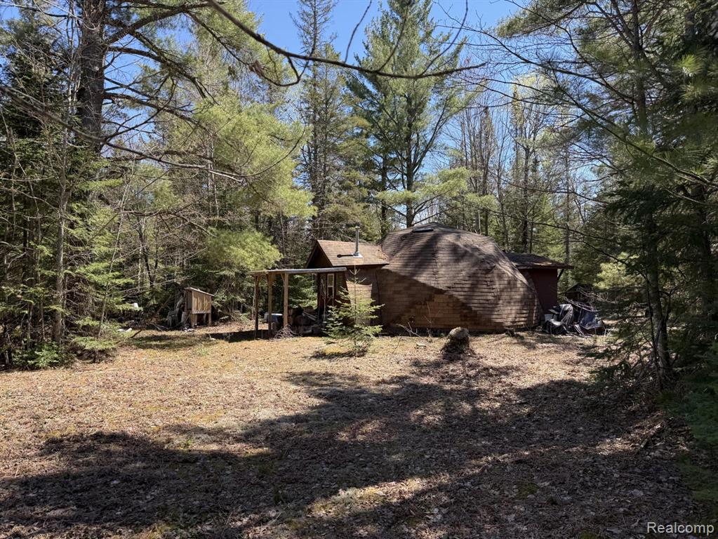 main property photo 17