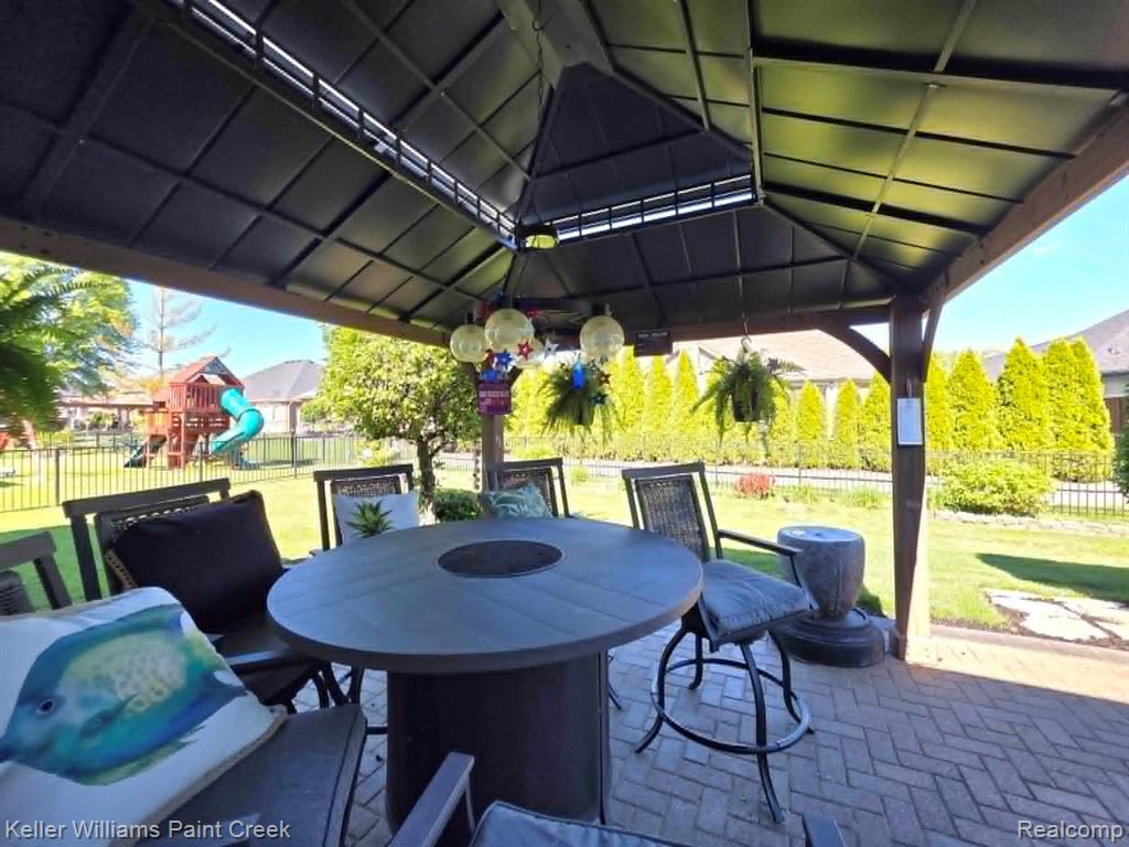 main property photo 92