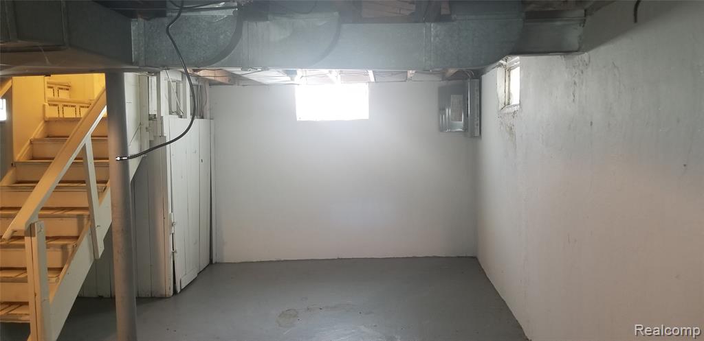 main property photo 57