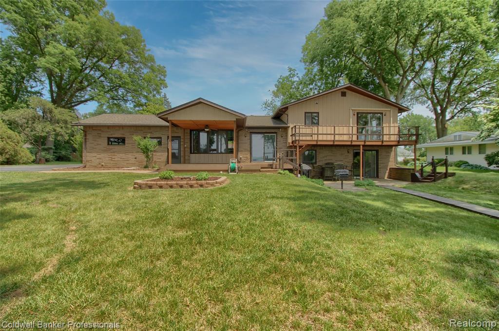 main property photo 38