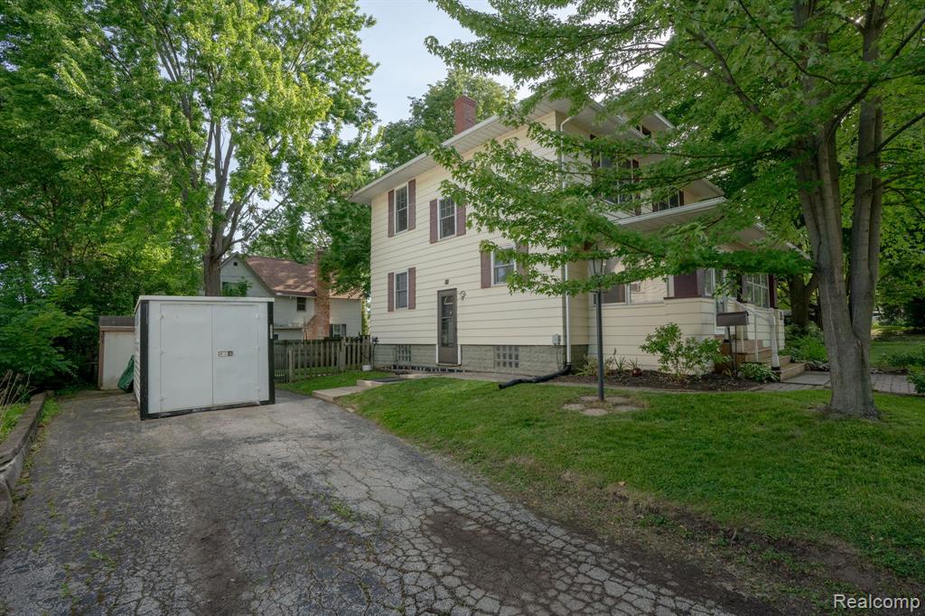 main property photo 7