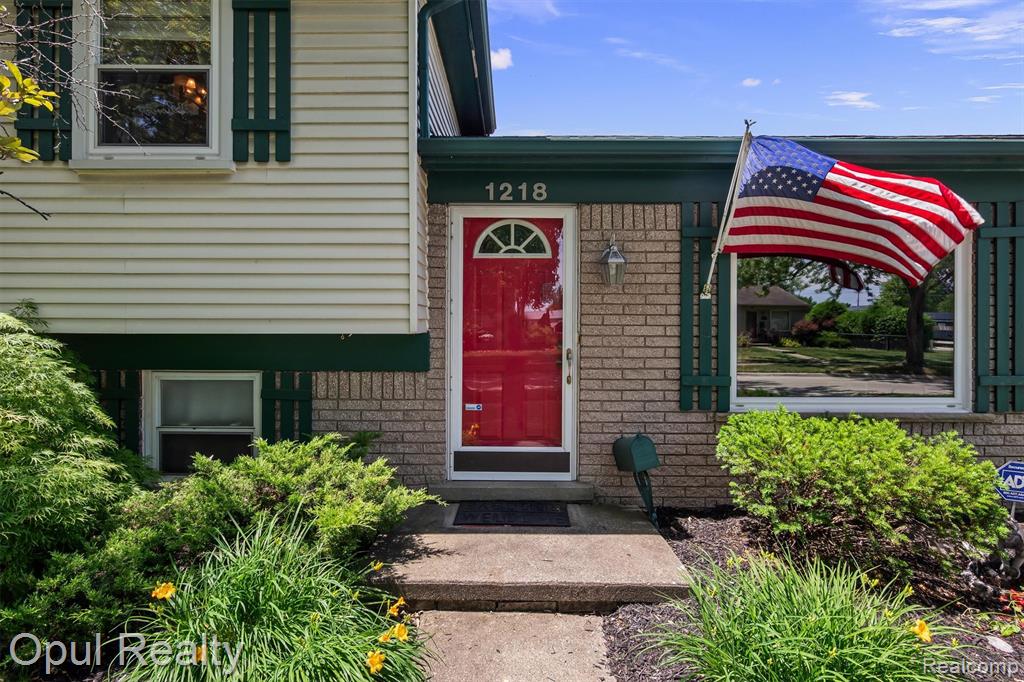 main property photo 5