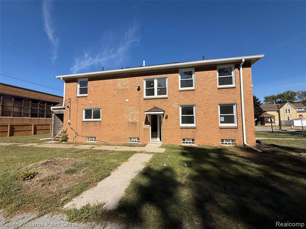 main property photo 6
