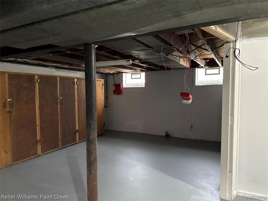 main property photo 66
