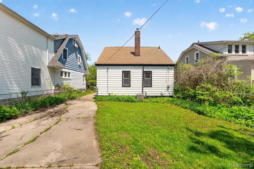 main property photo 29