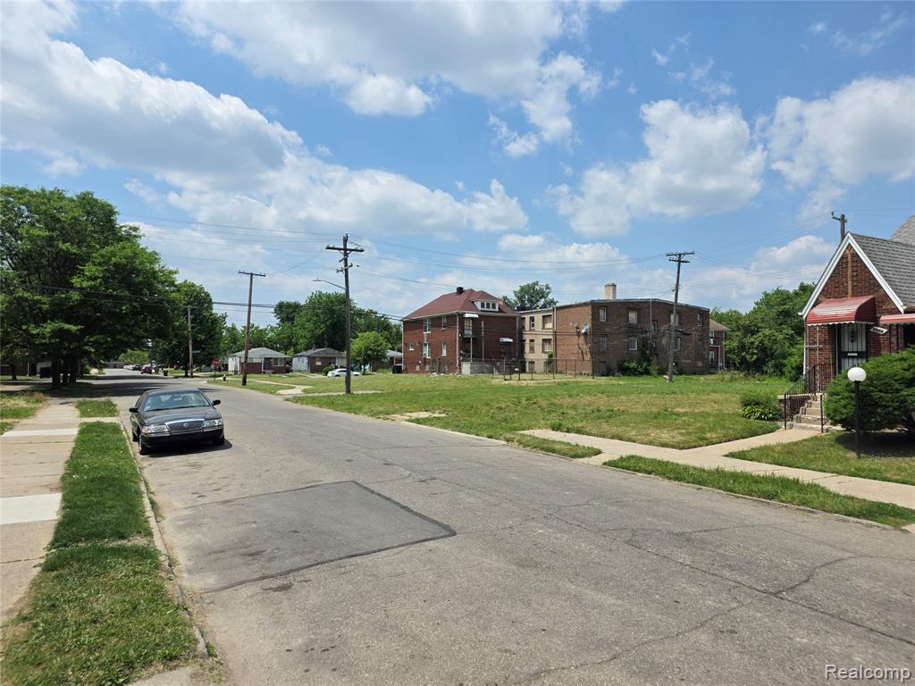 main property photo 4