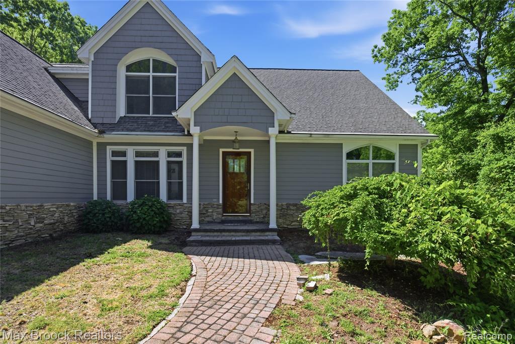 main property photo 39
