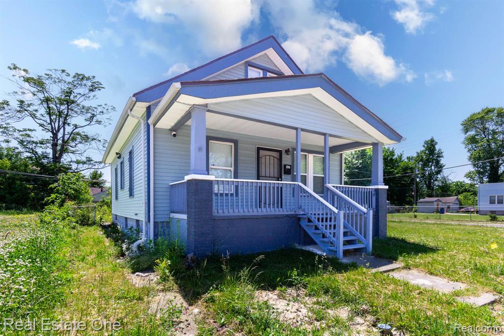 main property photo 1
