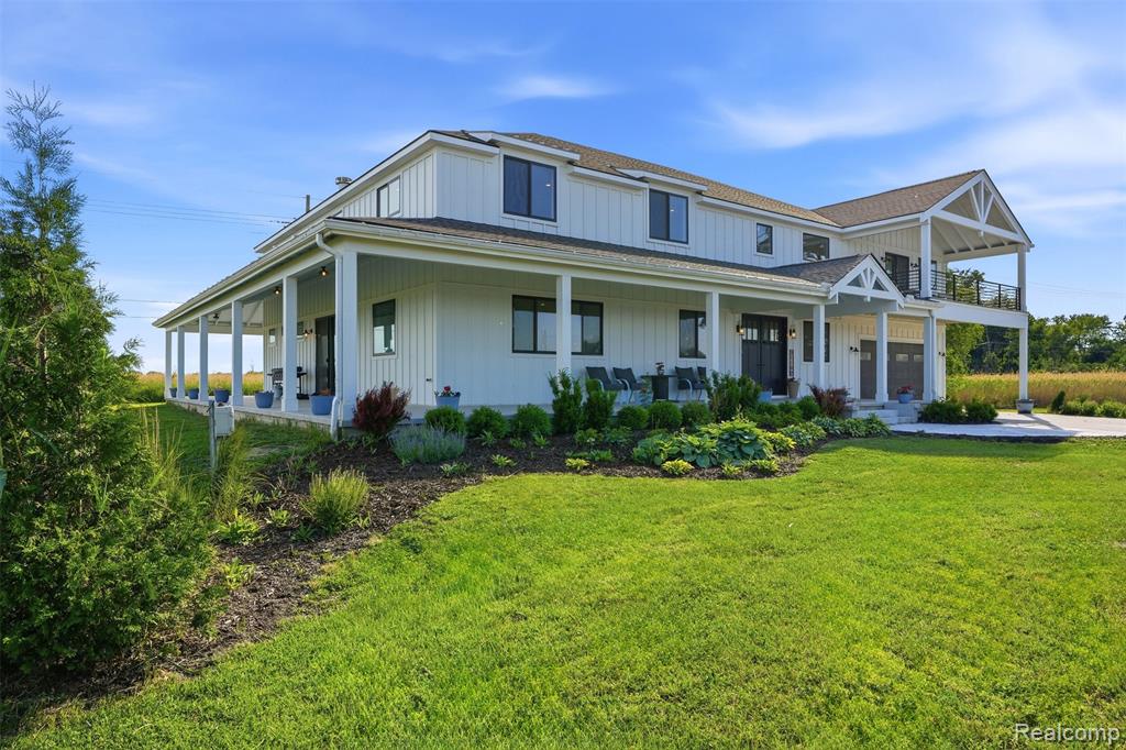 main property photo 6