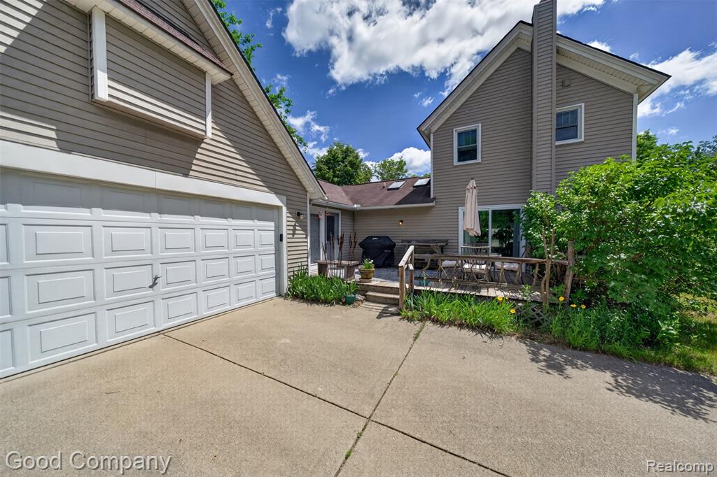 main property photo 41