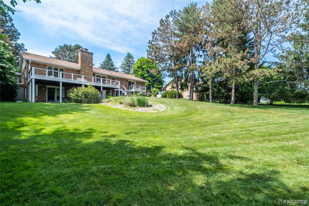 main property photo 15