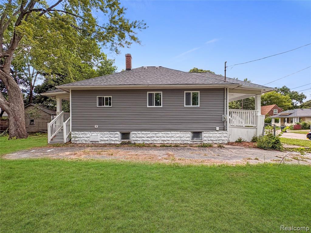 main property photo 14