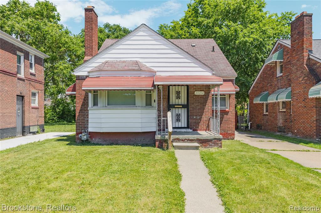 main property photo 36