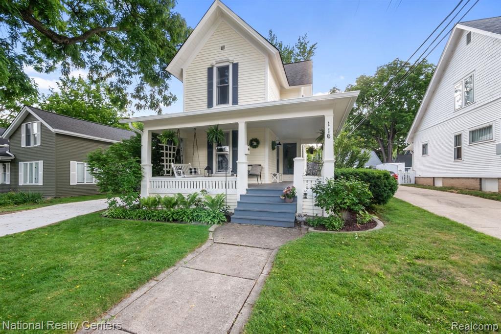 main property photo 3