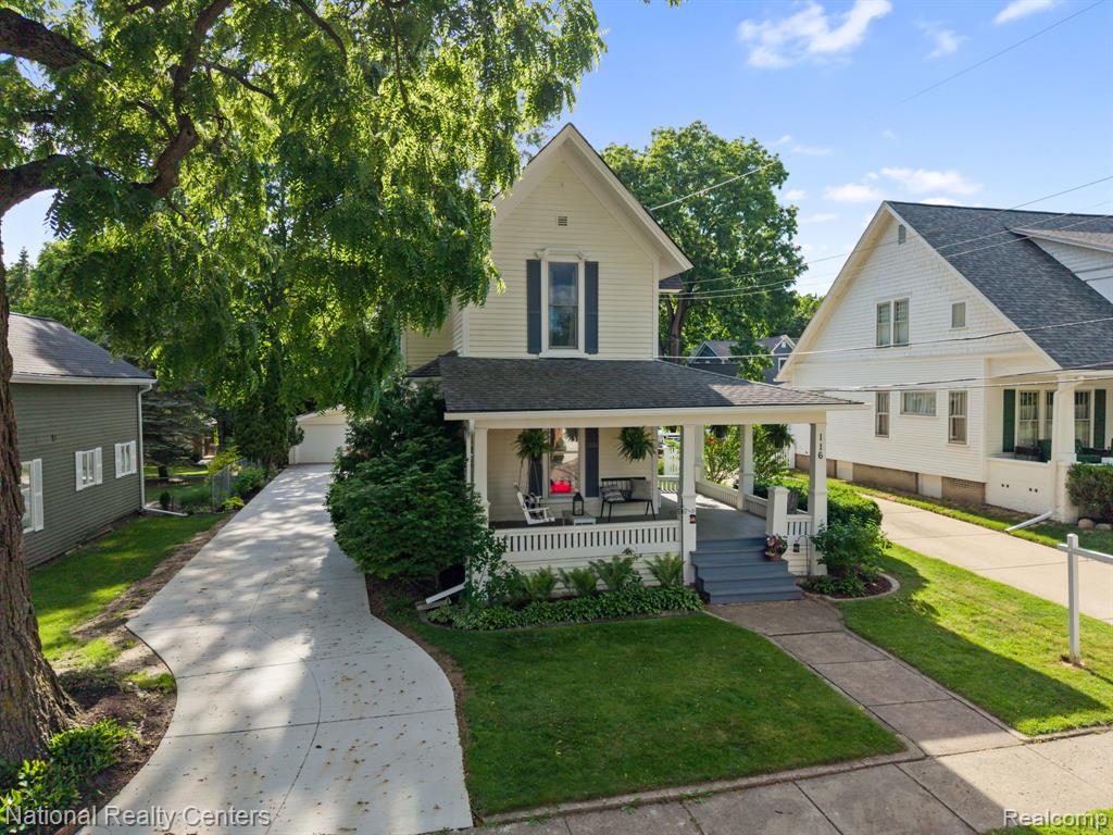 main property photo 5