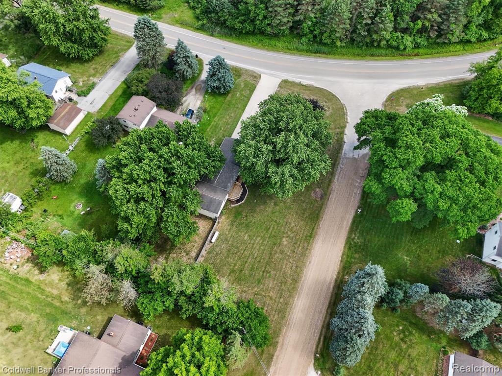 main property photo 59