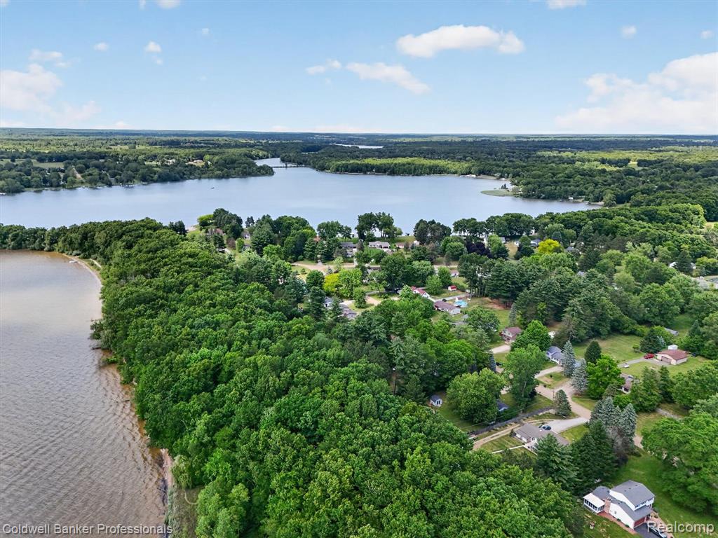 main property photo 63