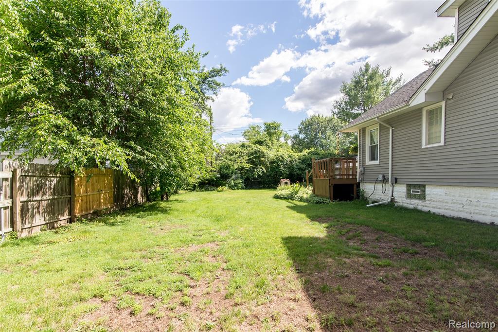 main property photo 48