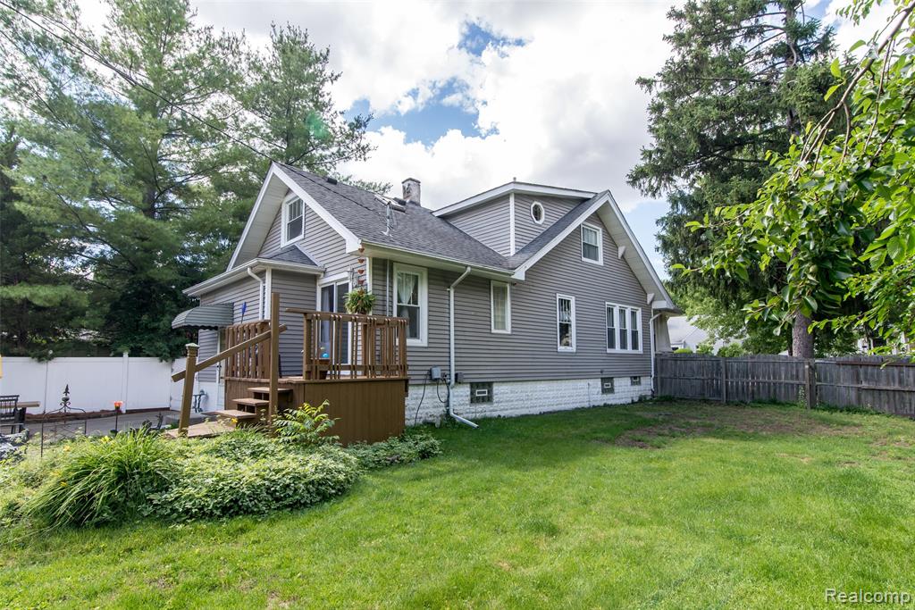 main property photo 6