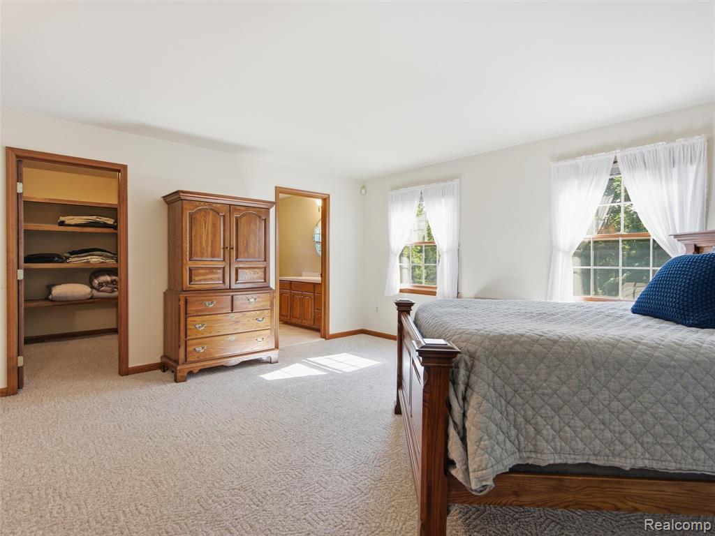 main property photo 49