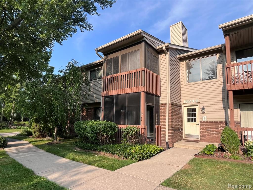 main property photo 11