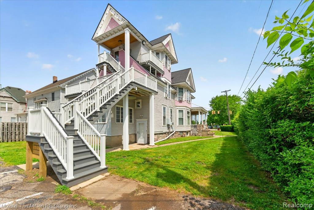 main property photo 31