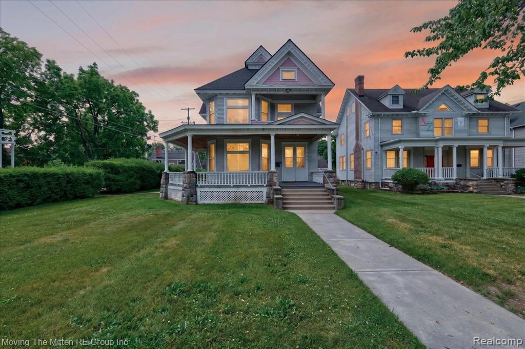 main property photo 37
