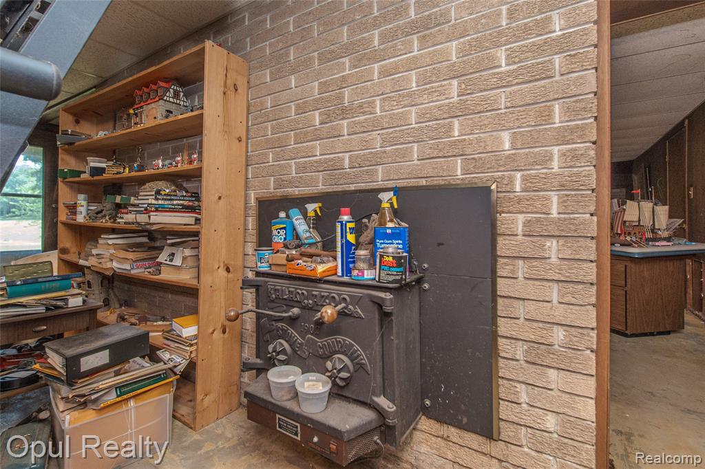 main property photo 65