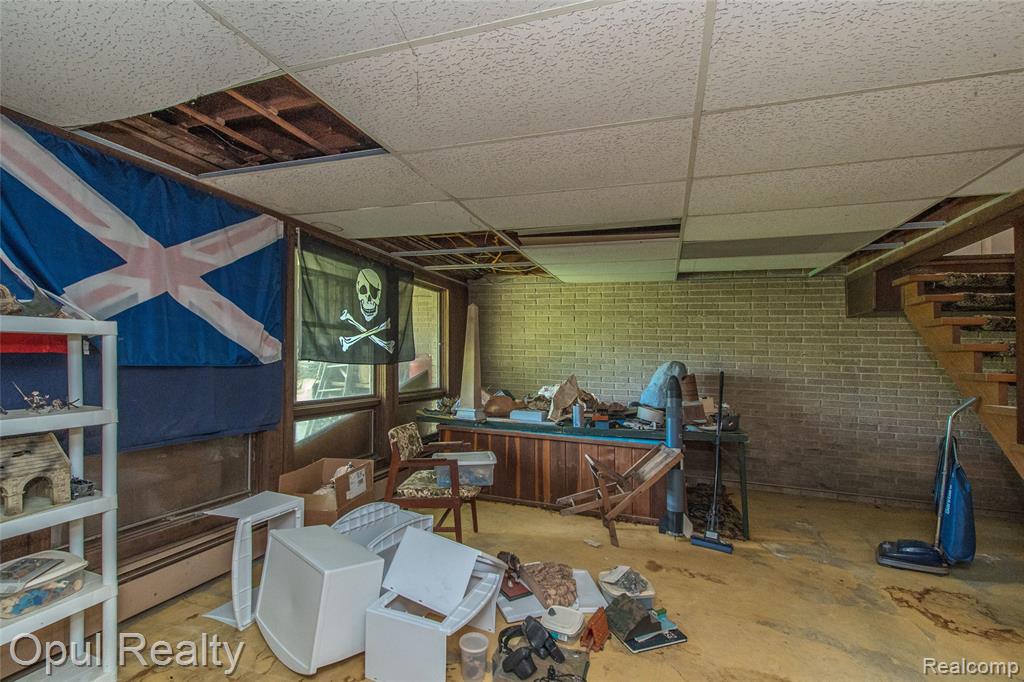 main property photo 68