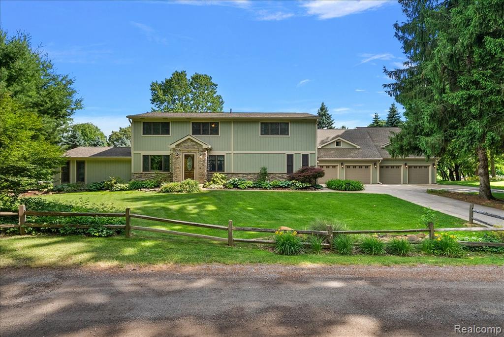main property photo 2