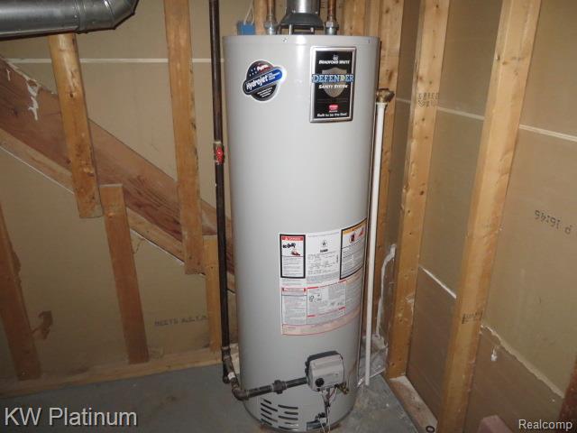 main property photo 15