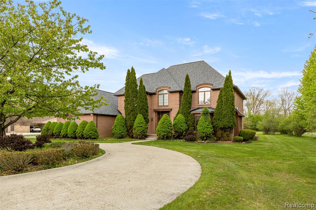 main property photo 2