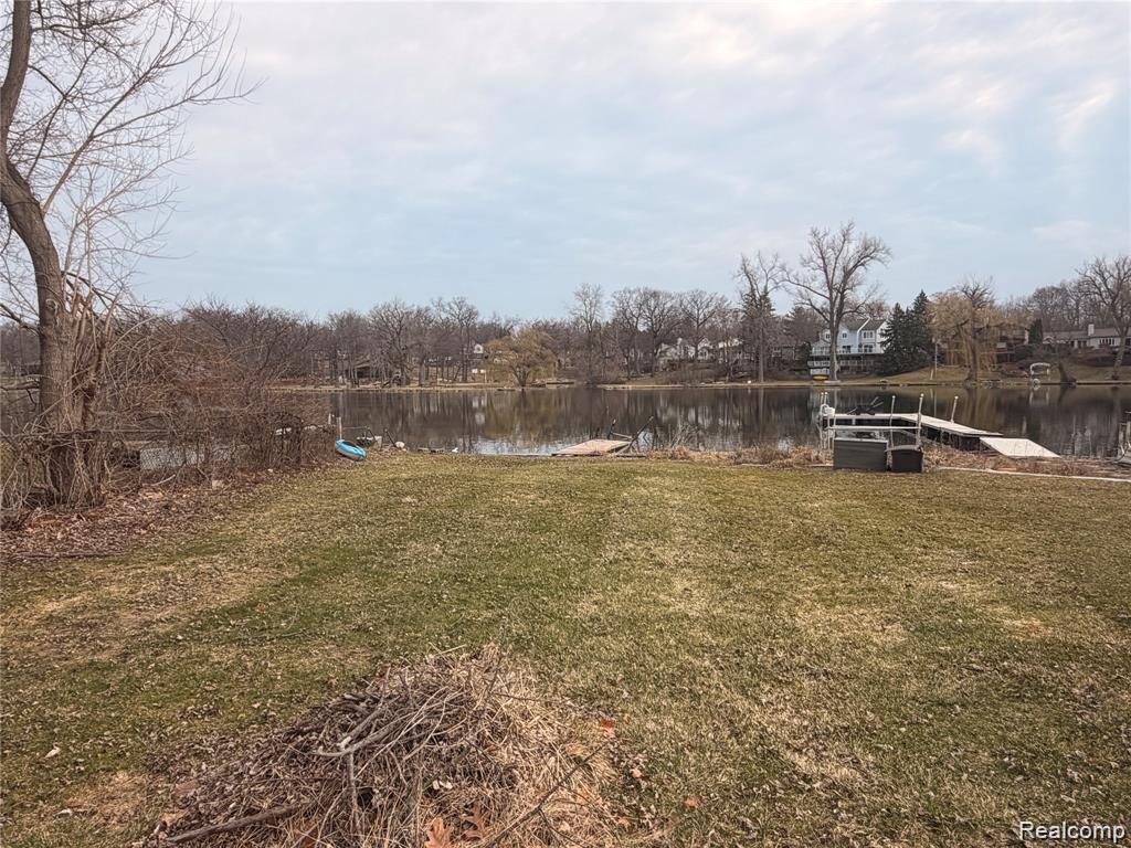 main property photo 6
