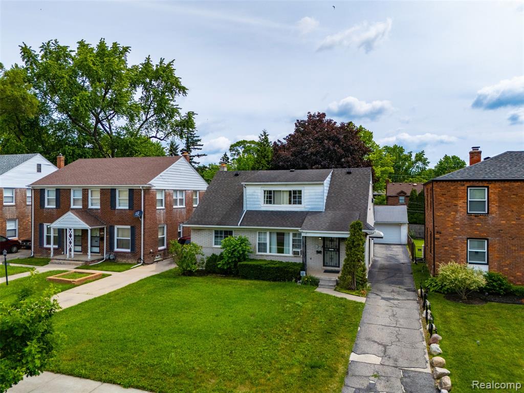 main property photo 38