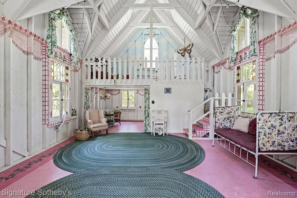 main property photo 67