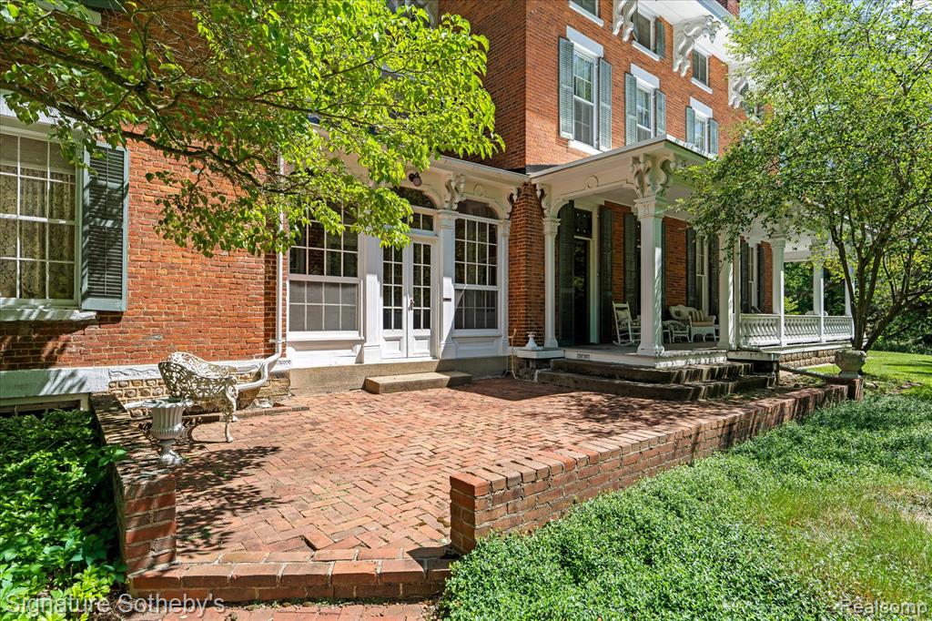 main property photo 72