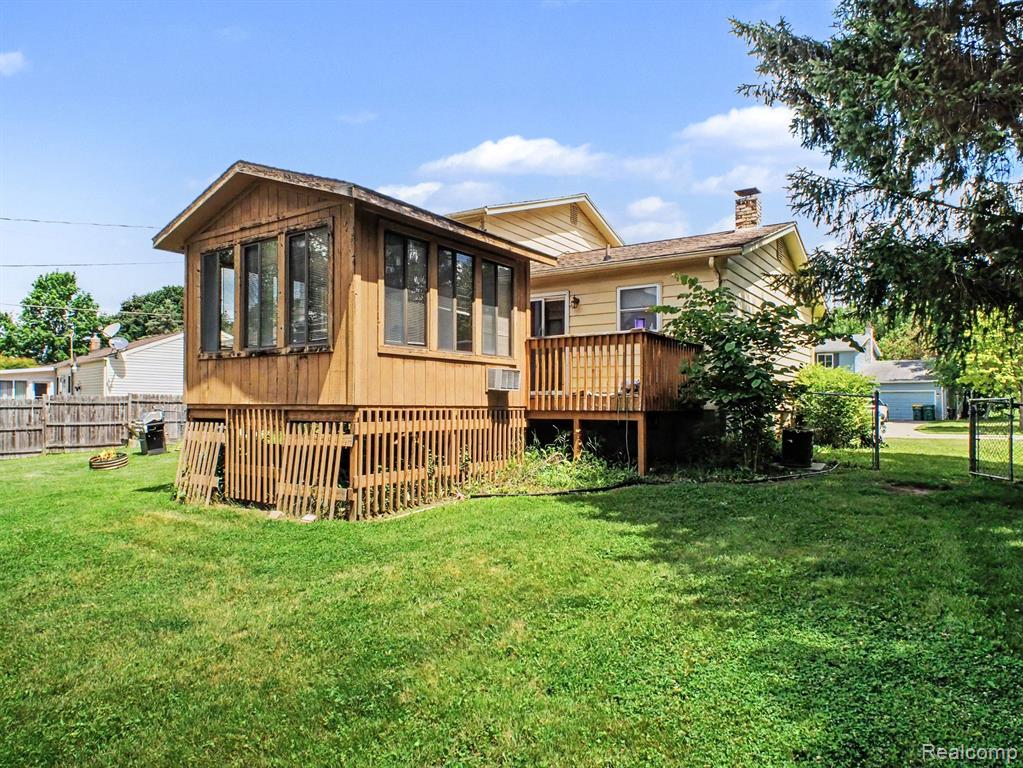 main property photo 15