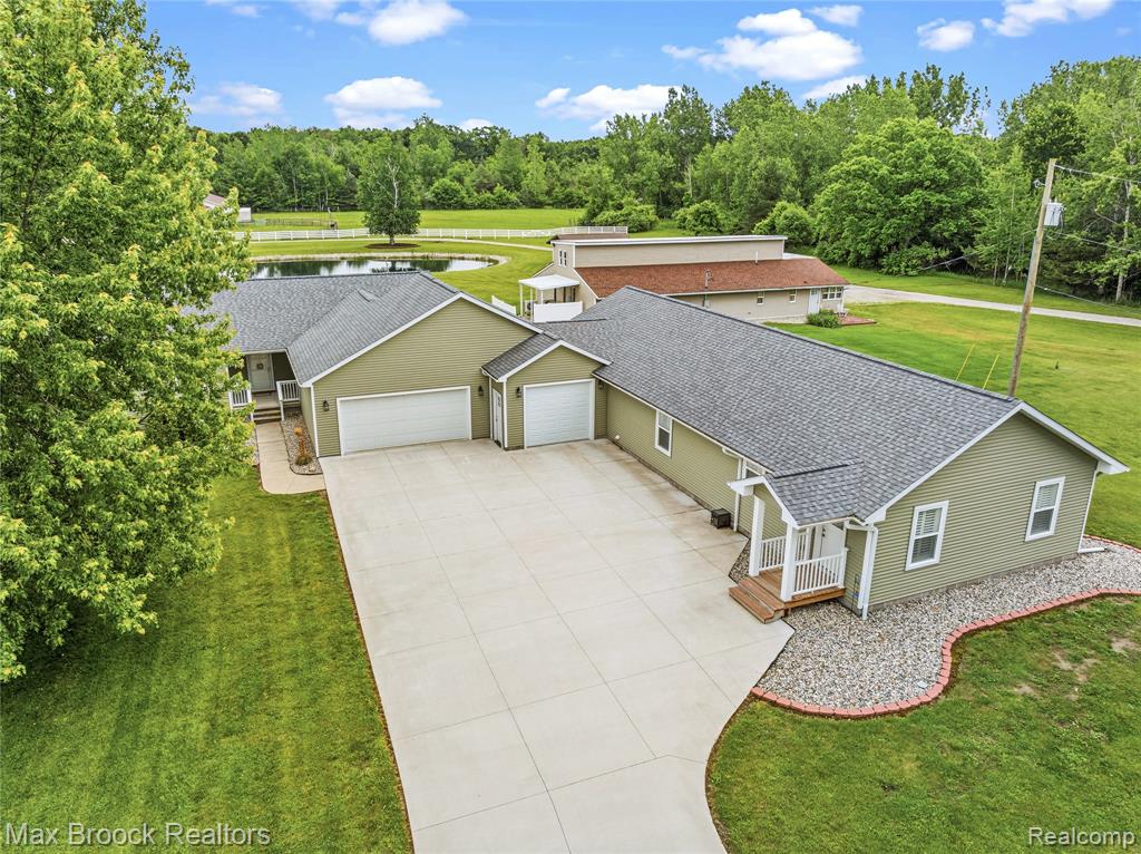 main property photo 59