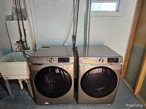 main property photo 18
