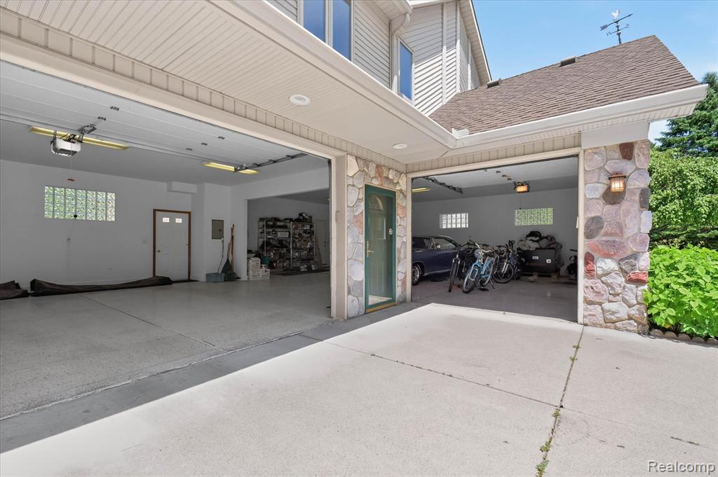 main property photo 72