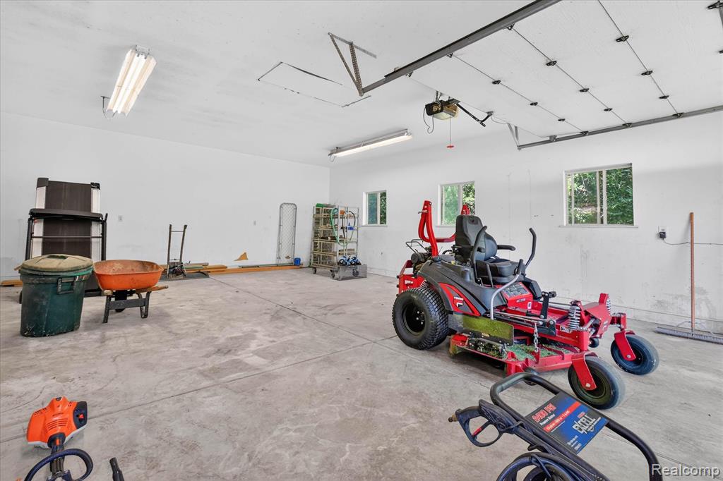 main property photo 83