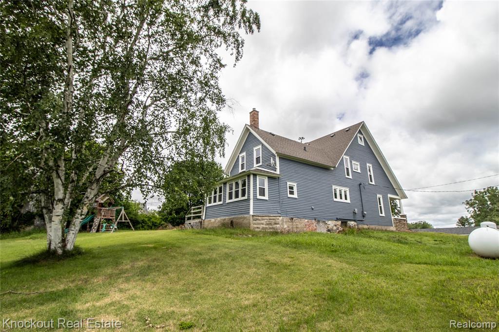 main property photo 70