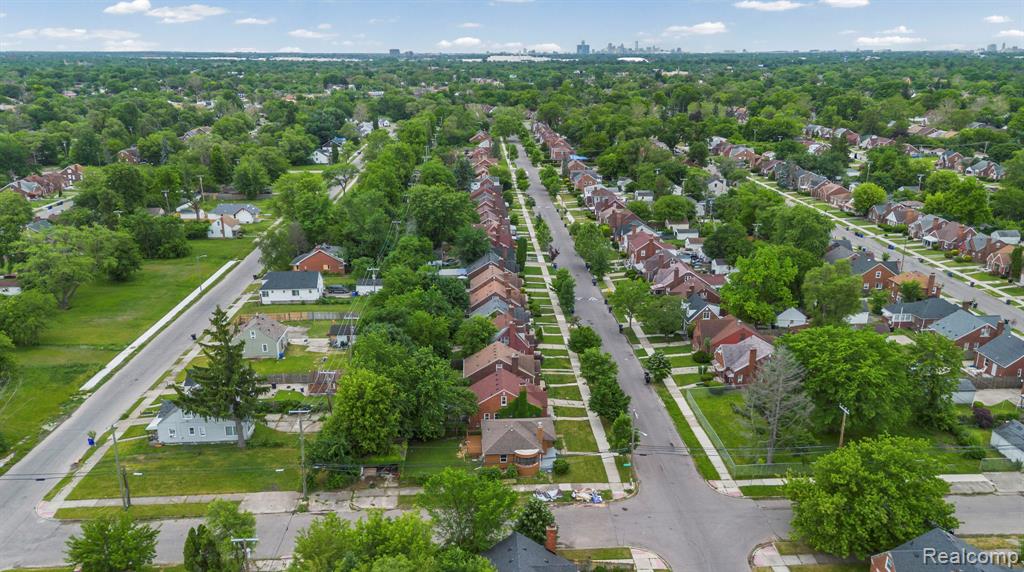 property viewer photo 18