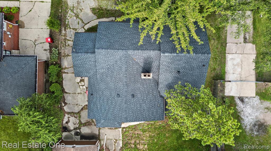 main property photo 47