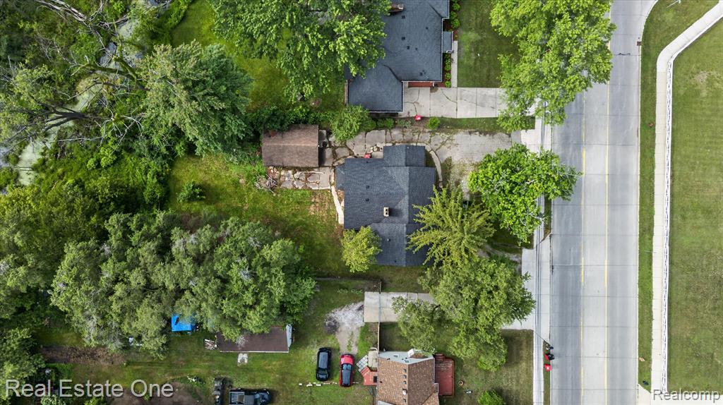 main property photo 48