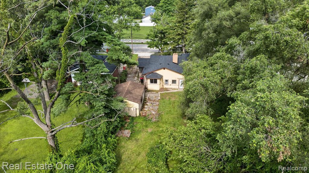 main property photo 49