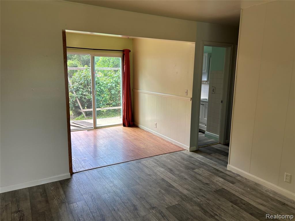 property viewer photo 4