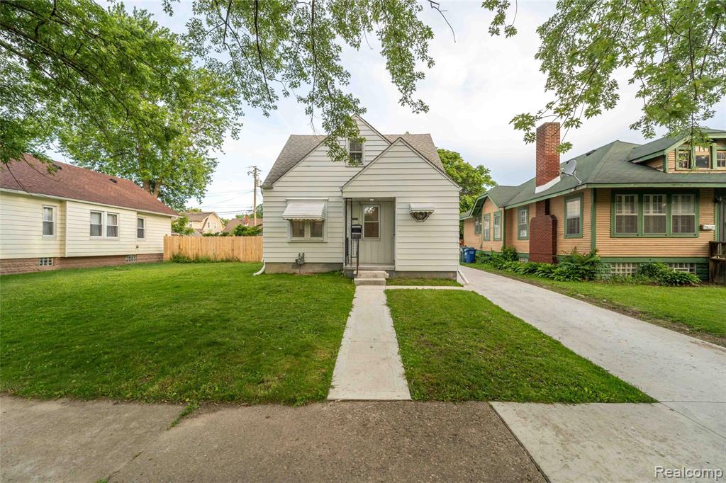 main property photo 1