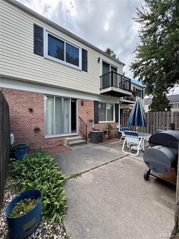 main property photo 17